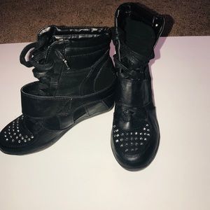 Sneaker Wedges